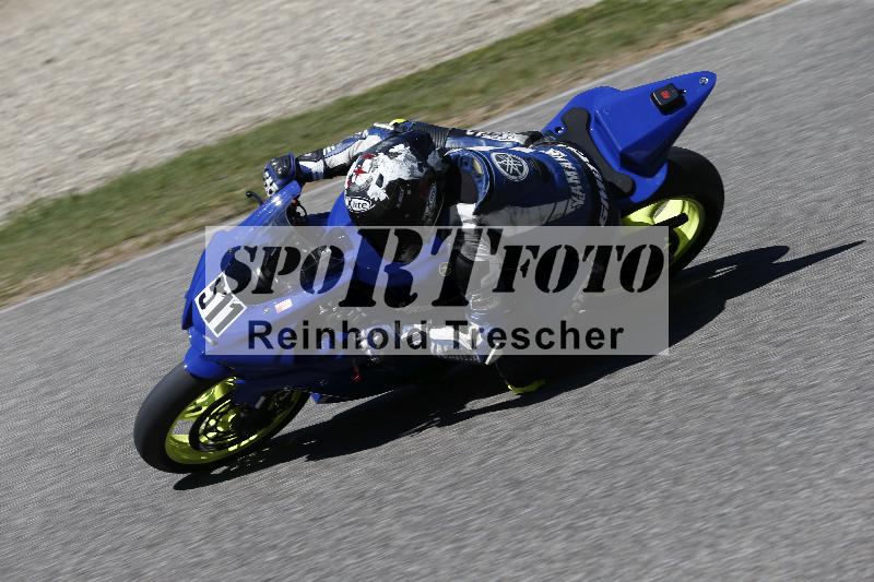 /15 22.05.2026  Plüss Moto Sport  Discover the Bike ADR /Gruppe rot - Race 3/511